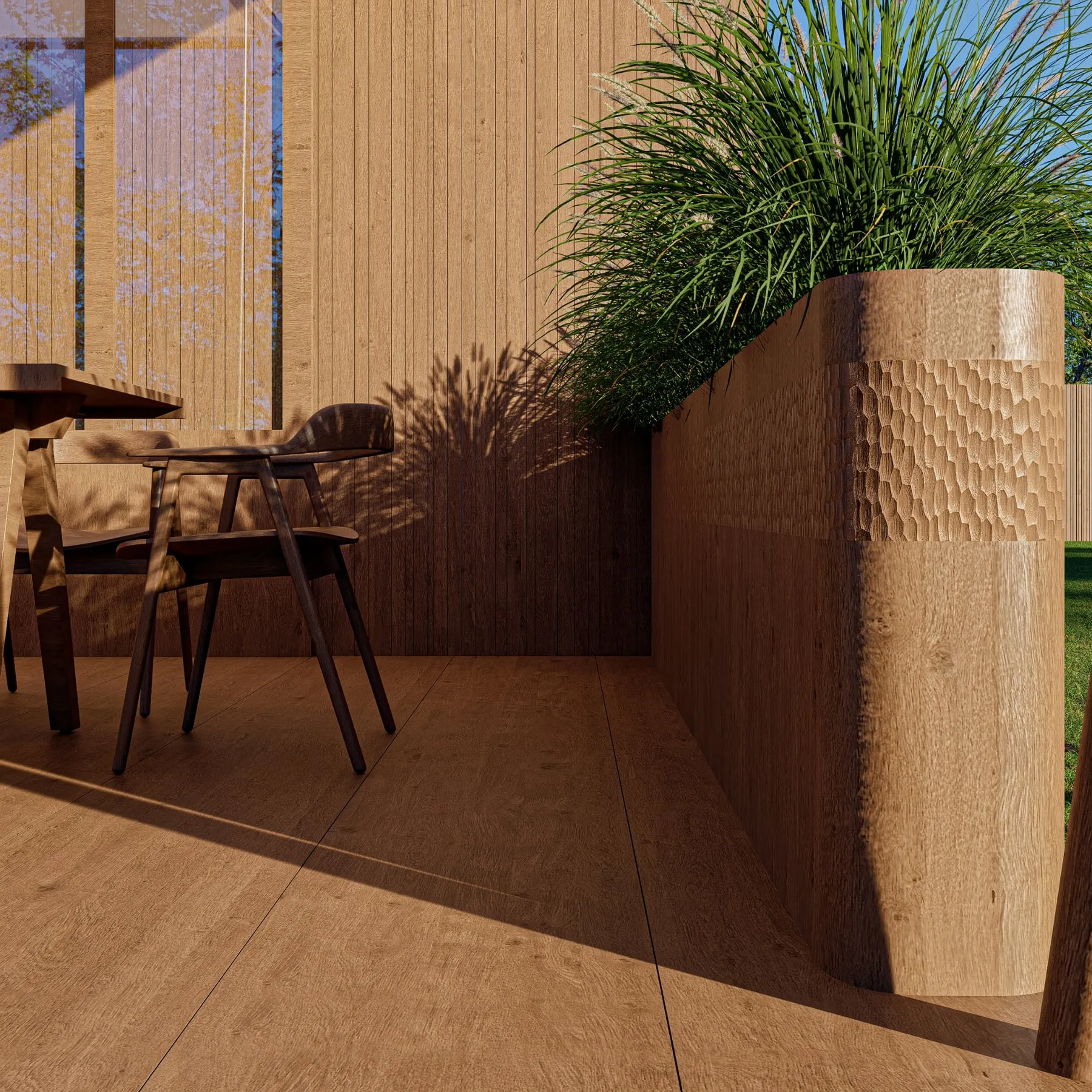 Jardinière en bois gougé au bord de la terrasse